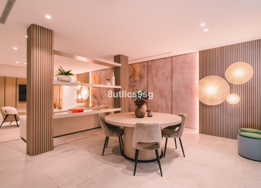 Resale - House - Detached Villa - Marbella - Nueva Andalucia