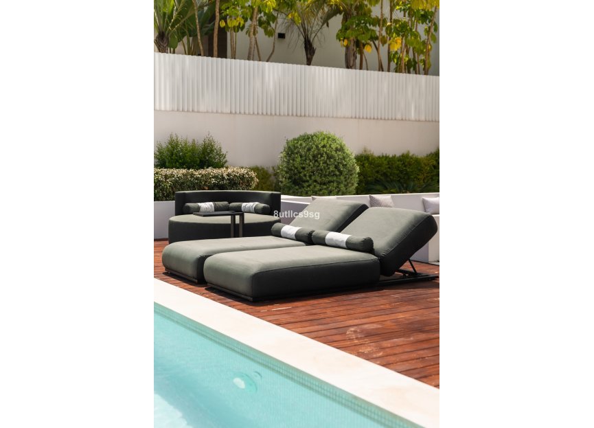 Resale - House - Detached Villa - Marbella - Nueva Andalucia