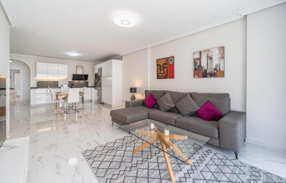 Resale - Ground floor apartment - Marbella - Nueva Andalucia