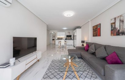 Resale - Ground floor apartment - Marbella - Nueva Andalucia