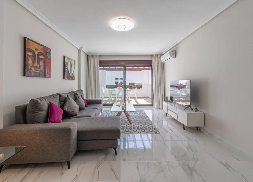 Resale - Ground floor apartment - Marbella - Nueva Andalucia