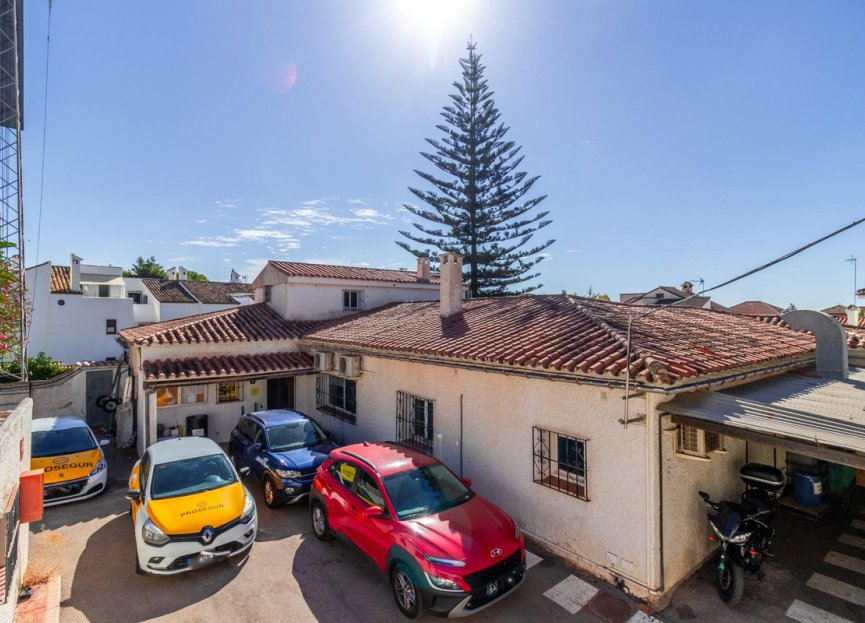 Resale - House - Detached Villa - Marbella - Marbella Centro