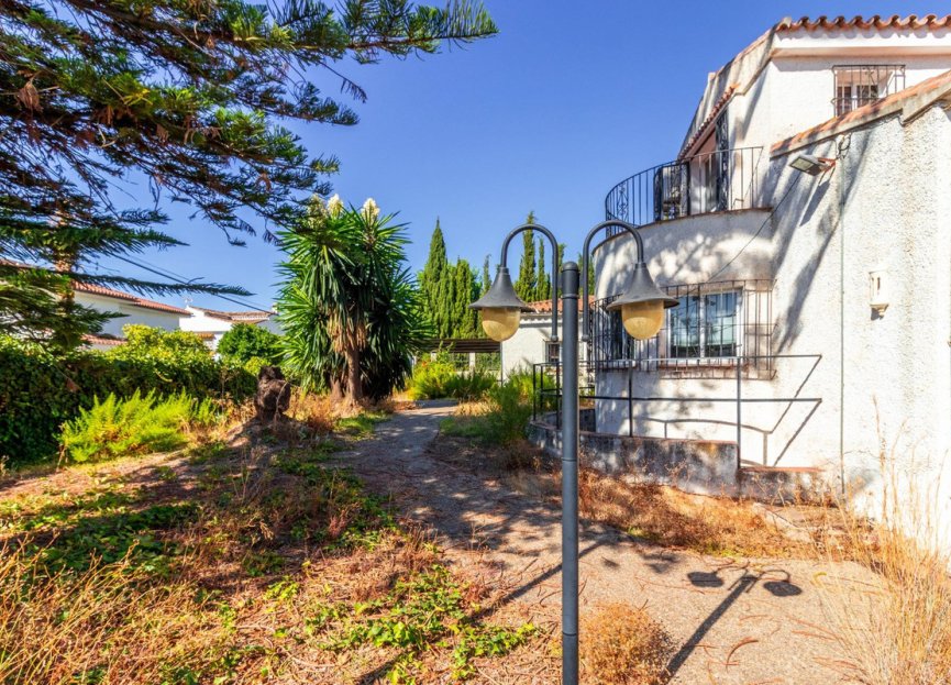 Resale - House - Detached Villa - Marbella - Marbella Centro
