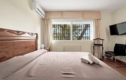 Resale - House - Detached Villa - Marbella - Elviria