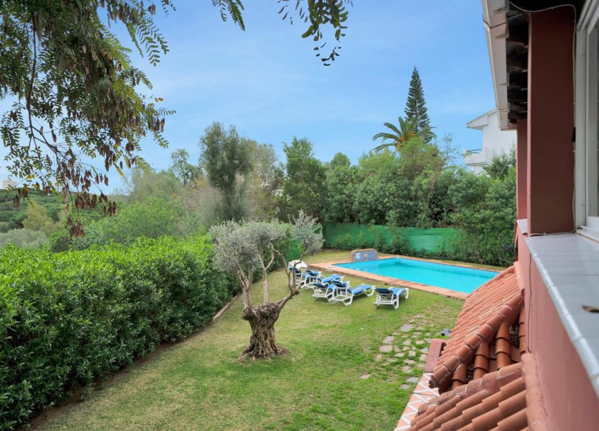 Resale - House - Detached Villa - Marbella - Elviria