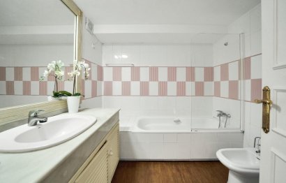 Resale - House - Detached Villa - Marbella - Elviria