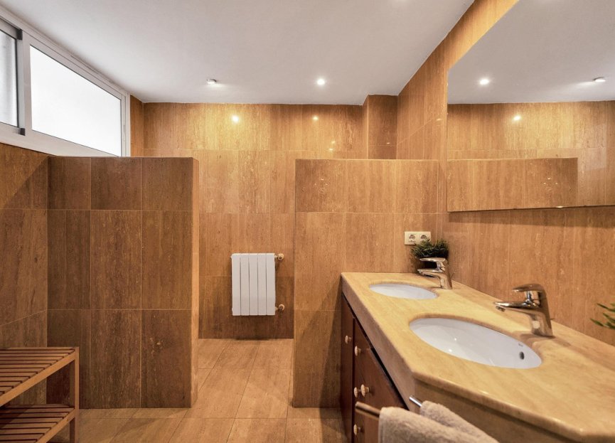 Resale - House - Detached Villa - Marbella - Elviria