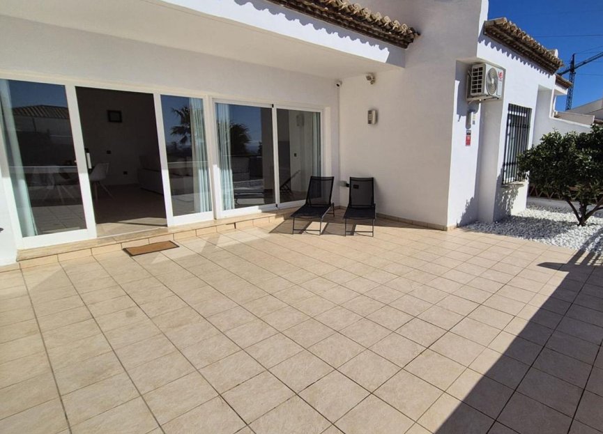 Resale - Ground floor apartment - Benalmádena - Benalmadena Centro