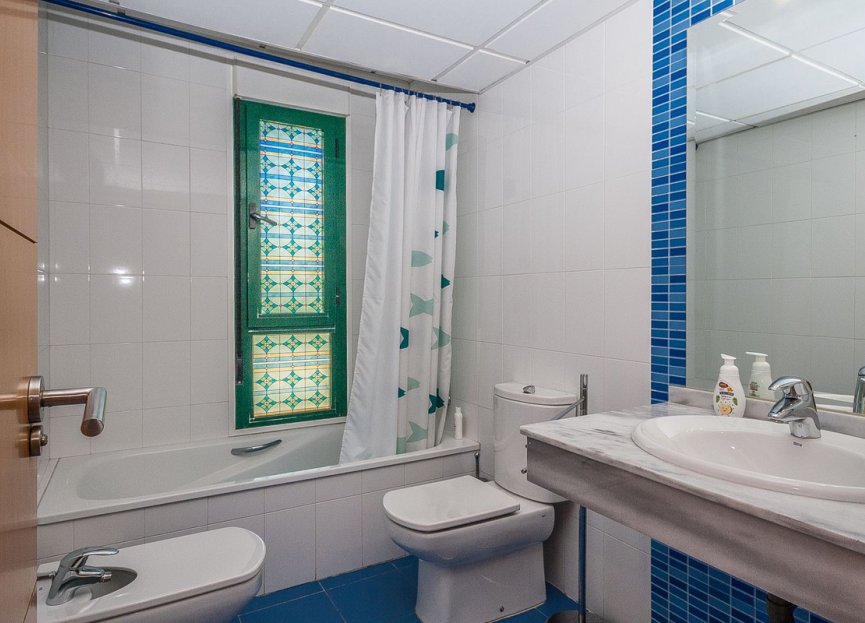 Resale - Apartment - Middle Floor Apartment - Marbella - Marbella Centro