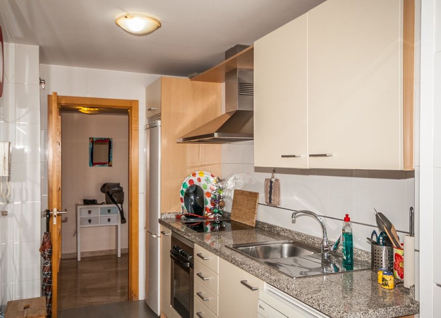 Resale - Apartment - Middle Floor Apartment - Marbella - Marbella Centro