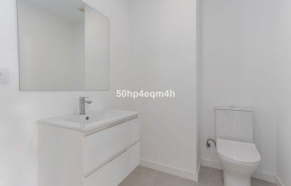 Resale - Apartment - Middle Floor Apartment - Marbella - Guadalmina Baja