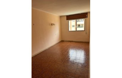 Resale - Apartment - Middle Floor Apartment - Marbella - Marbella Centro