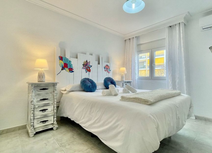 Resale - Apartment - Middle Floor Apartment - Marbella - San Pedro De Alcantara