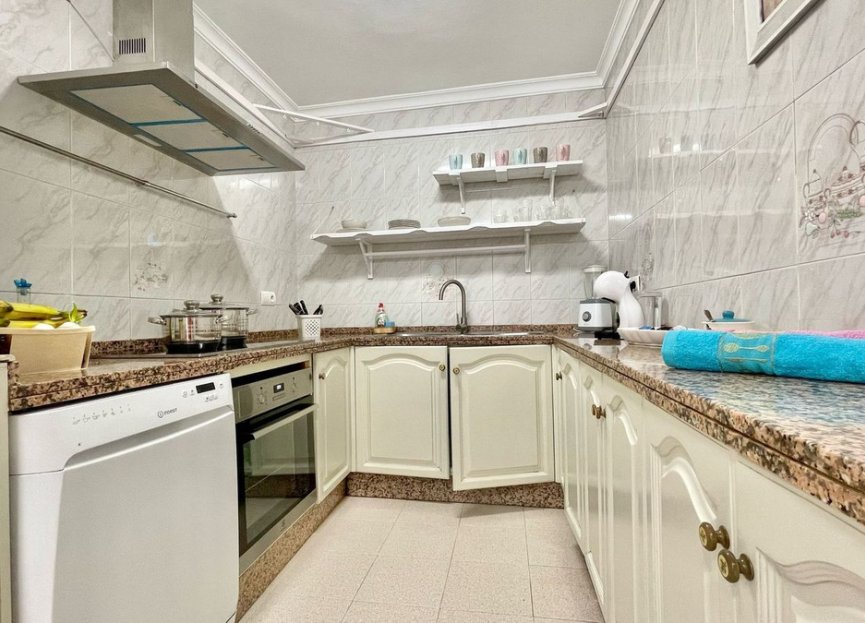 Resale - Apartment - Middle Floor Apartment - Marbella - San Pedro De Alcantara