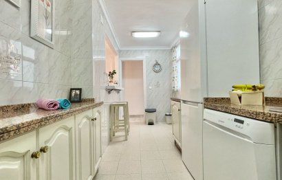 Resale - Apartment - Middle Floor Apartment - Marbella - San Pedro De Alcantara