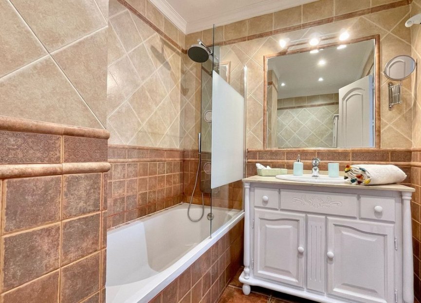 Resale - Apartment - Middle Floor Apartment - Marbella - San Pedro De Alcantara