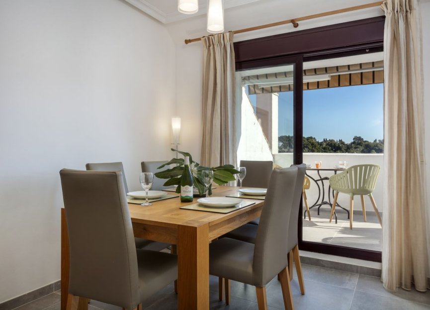 Resale - Apartment - Penthouse - Marbella - Nueva Andalucia