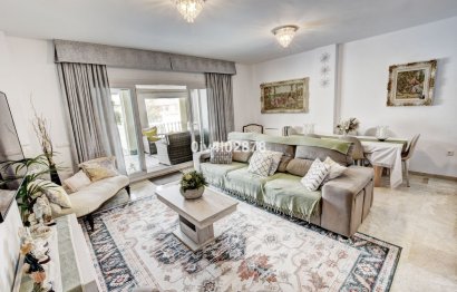 Resale - House - Semi-Detached House - Benalmádena - Benalmadena Costa