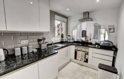 Resale - House - Semi-Detached House - Benalmádena - Benalmadena Costa