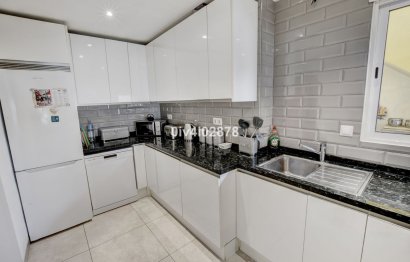 Resale - House - Semi-Detached House - Benalmádena - Benalmadena Costa