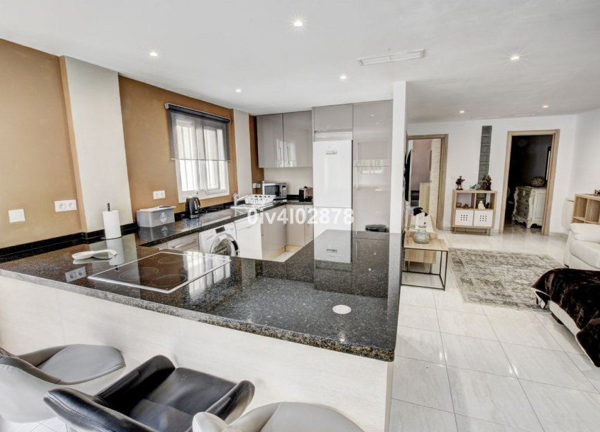 Resale - House - Semi-Detached House - Benalmádena - Benalmadena Costa