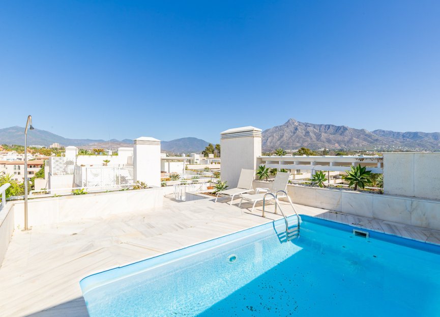 Resale - Apartment - Penthouse - Marbella - Puerto Banús