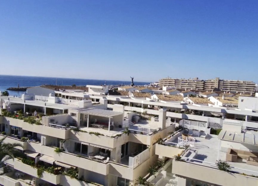 Resale - Apartment - Penthouse - Marbella - Puerto Banús