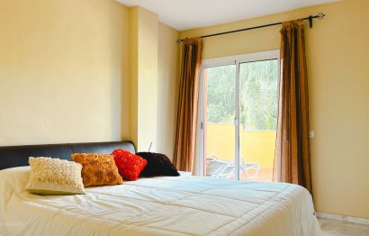 Resale - Apartment - Middle Floor Apartment - Marbella - Reserva de Marbella