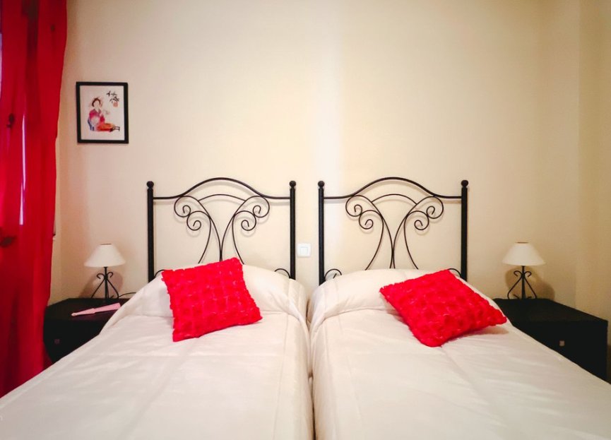 Resale - Apartment - Middle Floor Apartment - Marbella - Reserva de Marbella