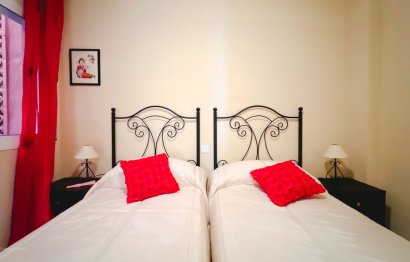 Resale - Apartment - Middle Floor Apartment - Marbella - Reserva de Marbella