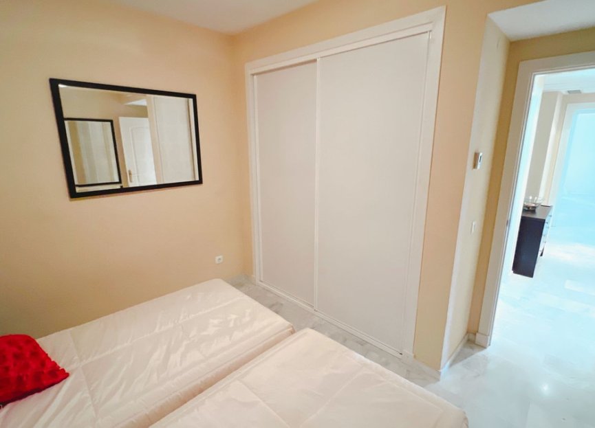 Resale - Apartment - Middle Floor Apartment - Marbella - Reserva de Marbella