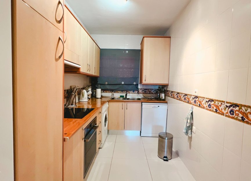 Resale - Apartment - Middle Floor Apartment - Marbella - Reserva de Marbella