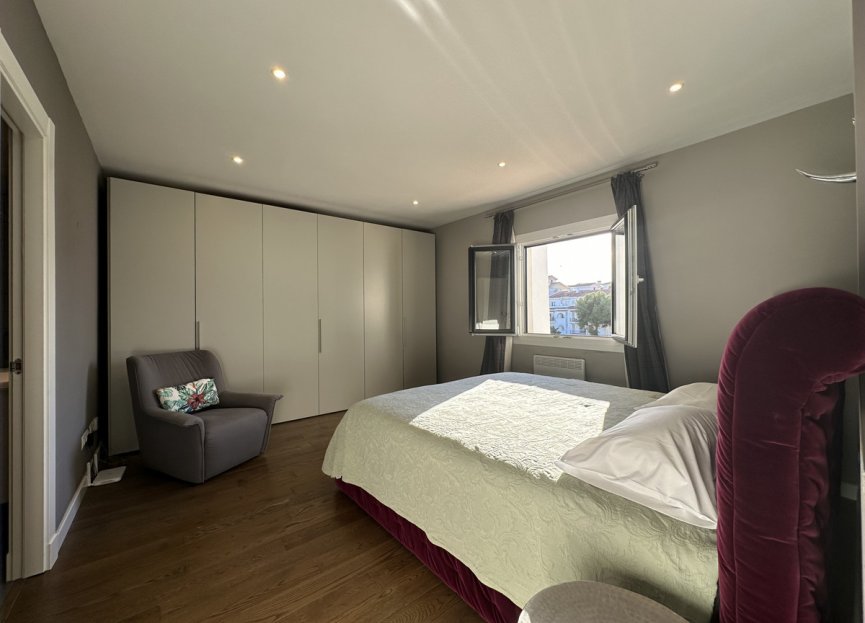 Resale - Apartment - Middle Floor Apartment - Marbella - Puerto Banús