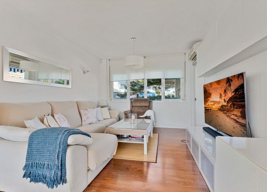 Resale - Apartment - Middle Floor Apartment - Fuengirola - Fuengirola Centro