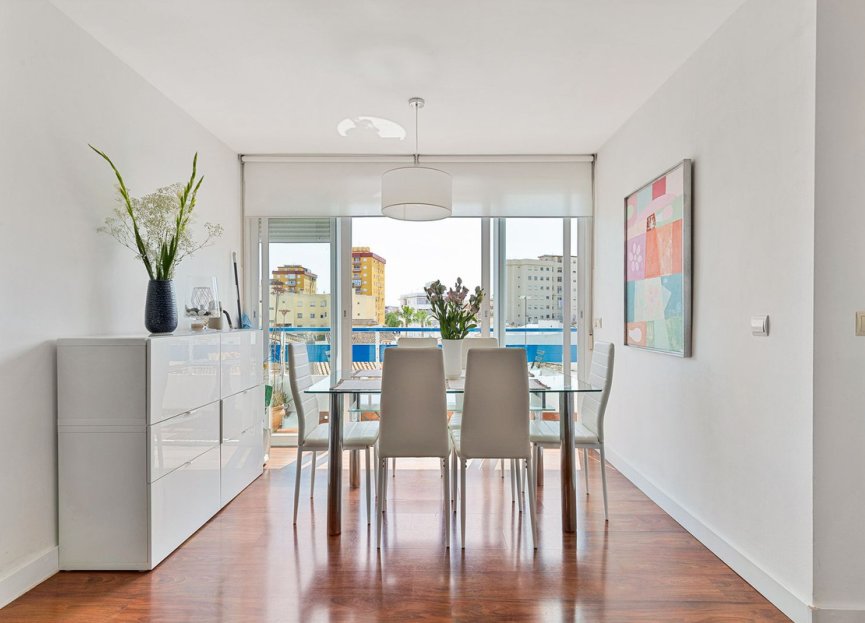 Resale - Apartment - Middle Floor Apartment - Fuengirola - Fuengirola Centro