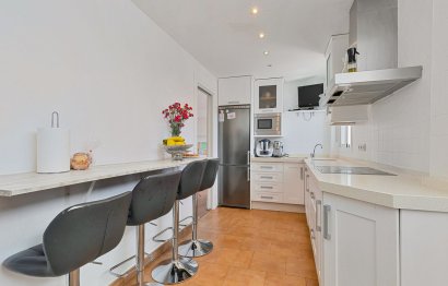 Resale - Apartment - Middle Floor Apartment - Fuengirola - Fuengirola Centro