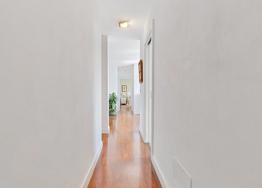 Resale - Apartment - Middle Floor Apartment - Fuengirola - Fuengirola Centro