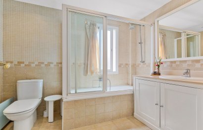 Resale - Apartment - Middle Floor Apartment - Fuengirola - Fuengirola Centro