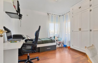 Resale - Apartment - Middle Floor Apartment - Fuengirola - Fuengirola Centro