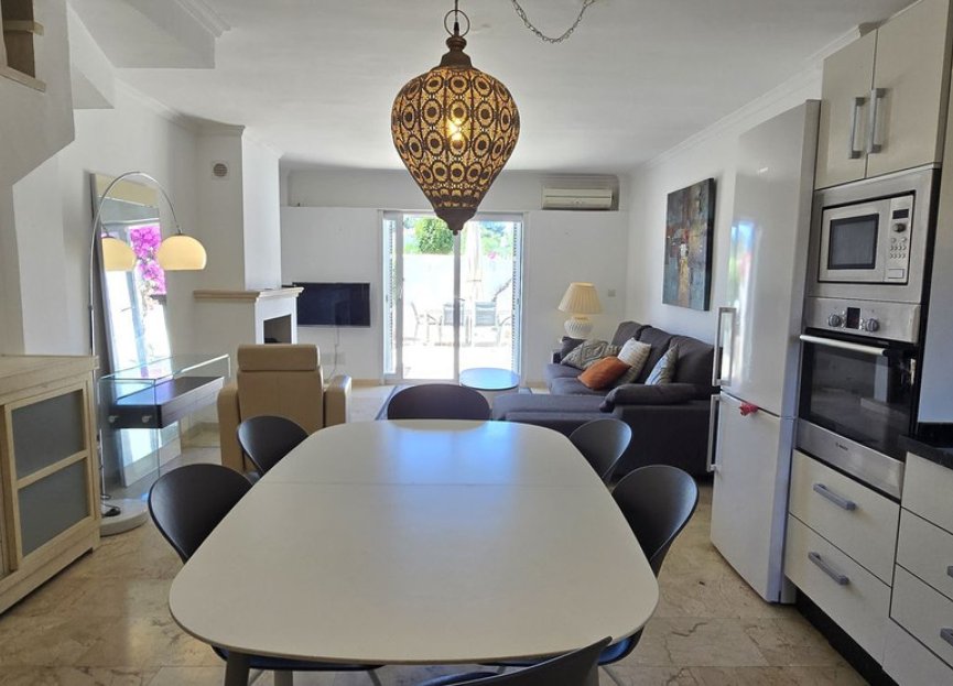 Resale - House - Townhouse - Estepona - Costalita