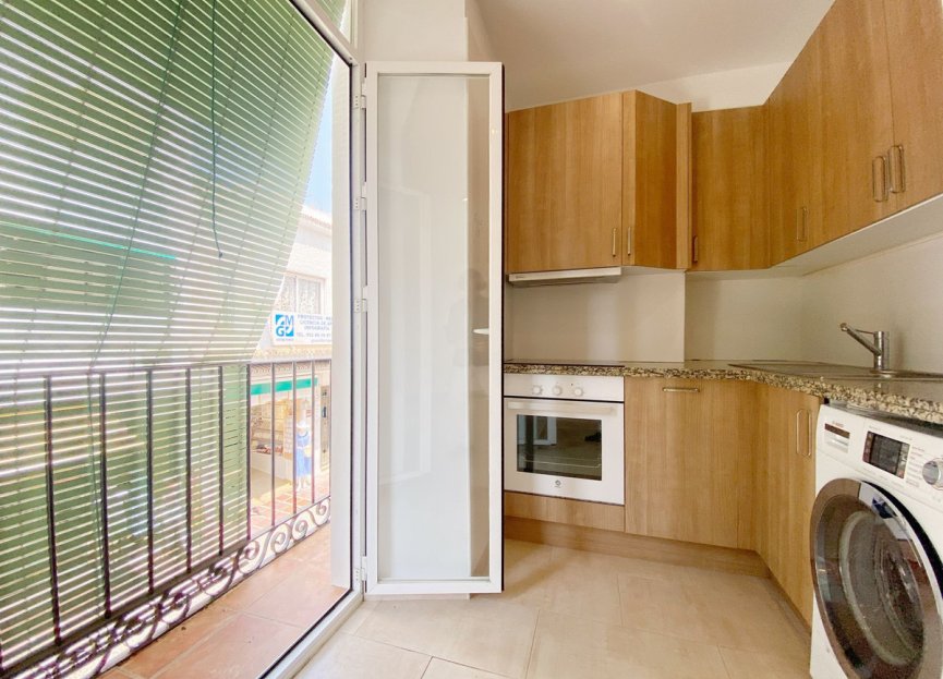 Resale - Apartment - Middle Floor Apartment - Marbella - Marbella Centro