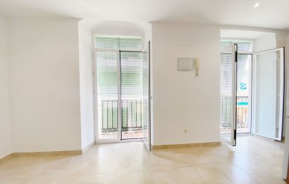 Resale - Apartment - Middle Floor Apartment - Marbella - Marbella Centro