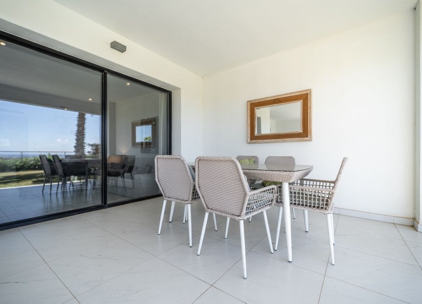 Resale - Apartment - Ground Floor Apartment - Estepona