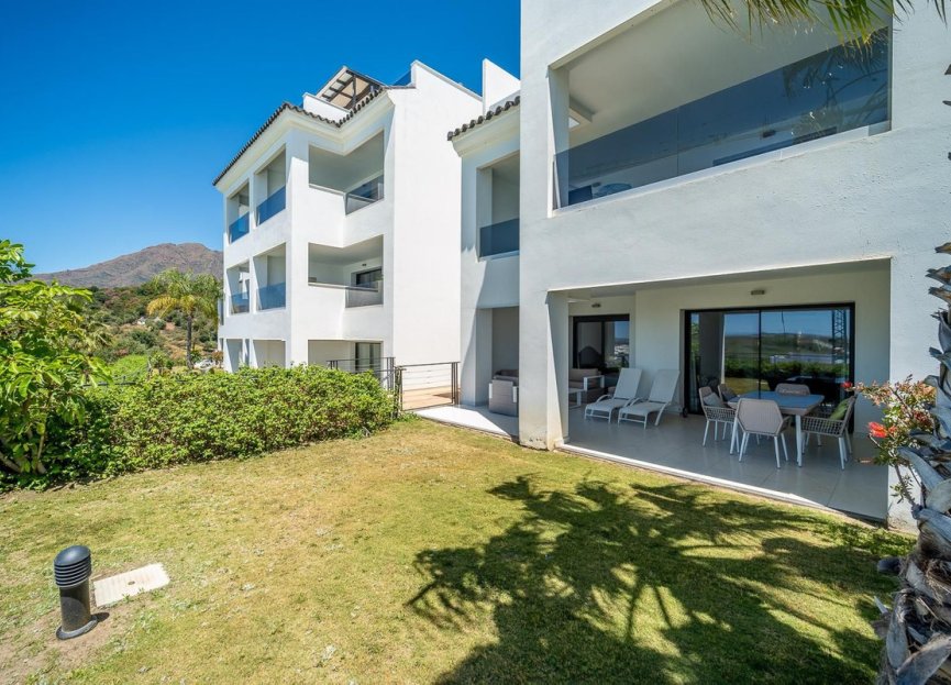 Resale - Apartment - Ground Floor Apartment - Estepona