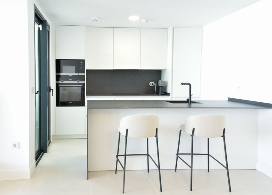 Resale - Apartment - Middle Floor Apartment - Fuengirola - Fuengirola Centro