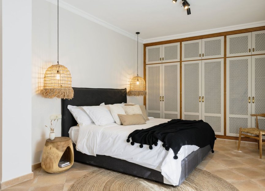 Reventa - House - Detached Villa - Estepona - Estepona Centro