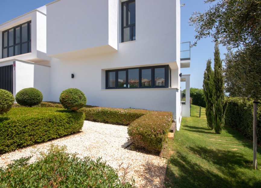 Resale - House - Detached Villa - Manilva - La Duquesa