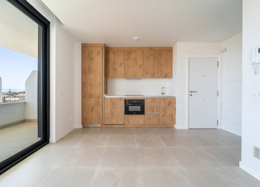 Resale - Apartment - Middle Floor Apartment - Fuengirola - Fuengirola Centro