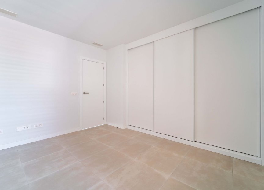 Resale - Apartment - Middle Floor Apartment - Fuengirola - Fuengirola Centro