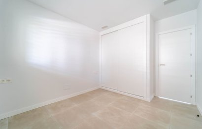 Resale - Apartment - Middle Floor Apartment - Fuengirola - Fuengirola Centro